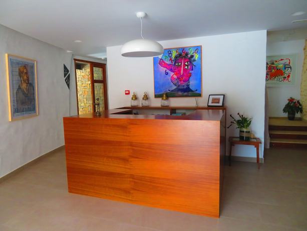 Imagen de los interiores del Hotel Ma&ntilde;et. Foto 13