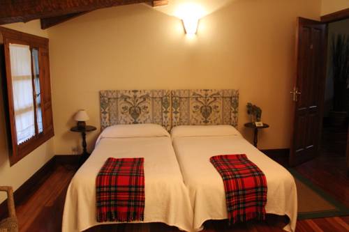 Imagen de la habitación del Hotel Ma&ntilde;uko Benta. Foto 7