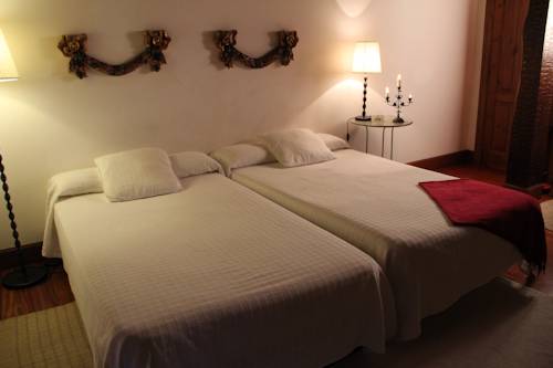 Imagen de la habitación del Hotel Ma&ntilde;uko Benta. Foto 9