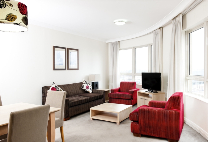Imagen de los interiores del Hotel Mantra Chatswood. Foto 7