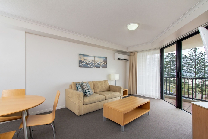 Imagen de los interiores del Hotel Mantra Coolangatta Beach. Foto 13