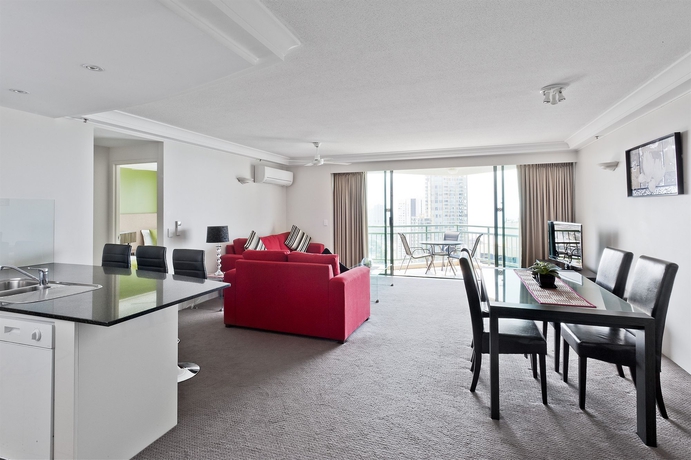 Imagen de la habitación del Hotel Mantra Crown Towers. Foto 7
