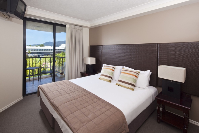 Imagen de la habitación del Hotel Mantra Esplanade. Foto 8