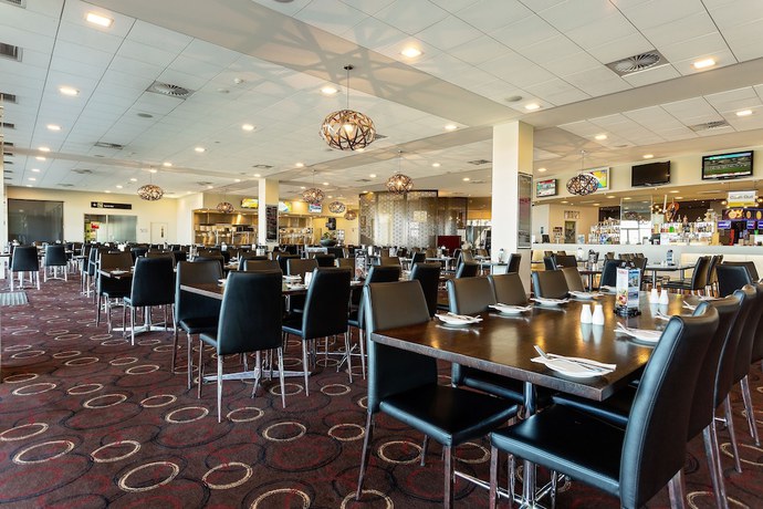 Imagen del bar/restaurante del Hotel Mantra Melbourne Melton. Foto 4