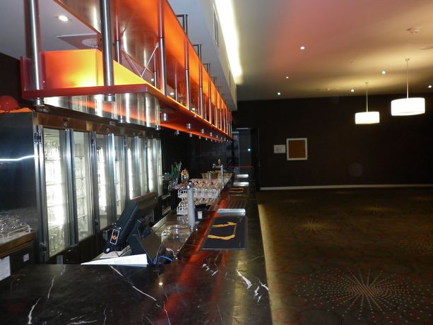 Imagen del bar/restaurante del Hotel Mantra Melbourne Melton. Foto 7