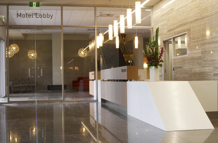 Imagen de los interiores del Hotel Mantra Melbourne Melton. Foto 19