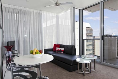 Imagen de la habitación del Hotel Mantra Midtown. Foto 7
