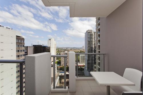 Imagen de la habitación del Hotel Mantra Midtown. Foto 8