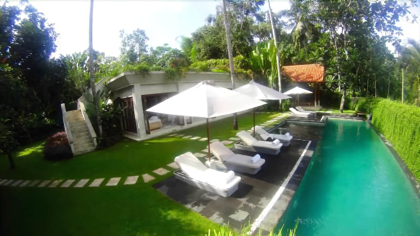 Imagen de la piscina del Hotel Mantra Nature Retreat. Foto 17