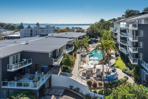 Imagen general del Hotel Mantra Nelson Bay. Foto 1