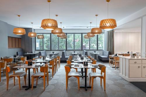 Imagen del bar/restaurante del Hotel Mantra On Russell. Foto 5