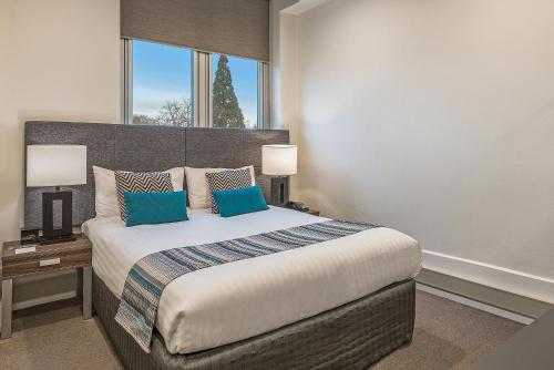 Imagen de la habitación del Hotel Mantra One Sandy Bay Road. Foto 7