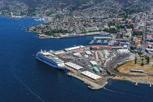Imagen general del Hotel Mantra One Sandy Bay Road. Foto 4