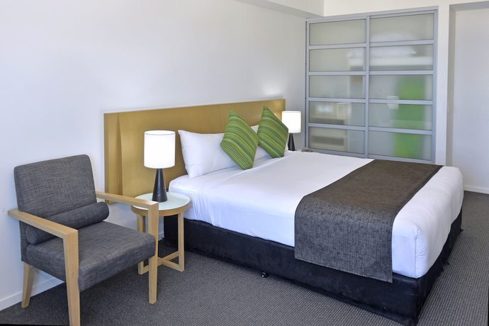 Imagen de la habitación del Hotel Mantra Pandanas. Foto 7