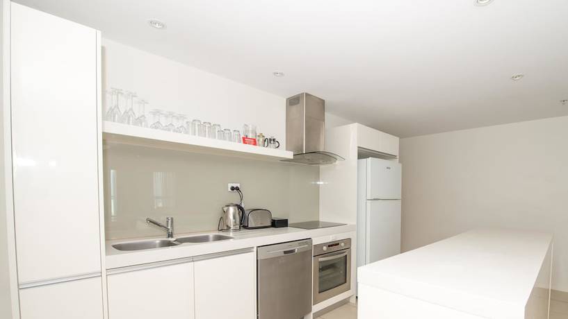 Imagen de la habitación del Hotel Mantra Pandanas. Foto 16