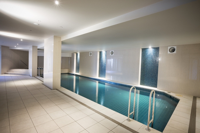 Imagen de la piscina del Hotel Mantra Sierra Grand. Foto 14