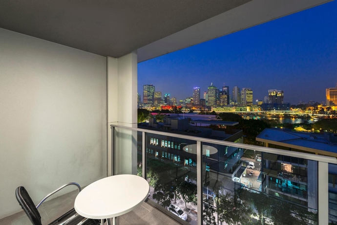 Imagen de la habitación del Hotel Mantra South Bank. Foto 8