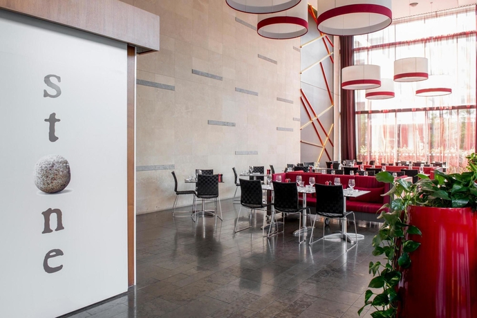 Imagen del bar/restaurante del Hotel Mantra South Bank. Foto 3