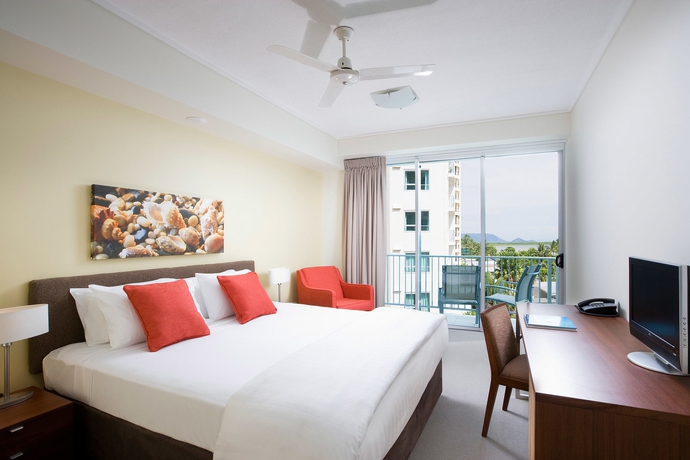 Imagen de la habitación del Hotel Mantra Trilogy. Foto 6