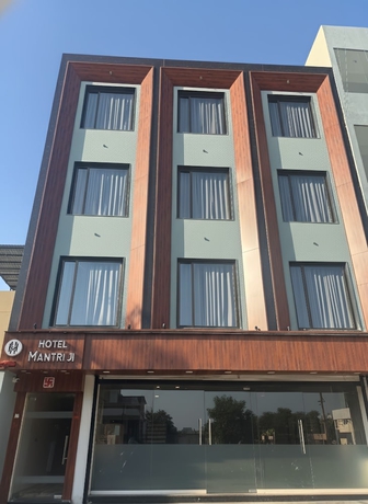 Imagen general del Hotel Mantri Ji. Foto 1