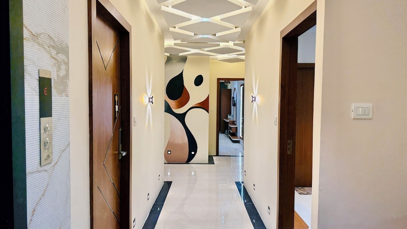 Imagen de los interiores del Hotel Mantri Ji. Foto 13