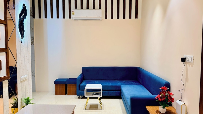 Imagen de los interiores del Hotel Mantri Ji. Foto 16