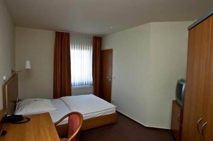 Imagen de la habitación del Hotel Manu, Paderborn. Foto 6