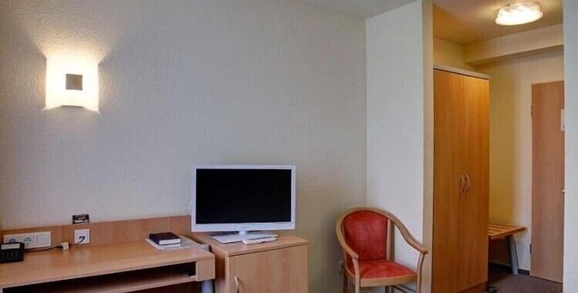 Imagen de la habitación del Hotel Manu, Paderborn. Foto 10