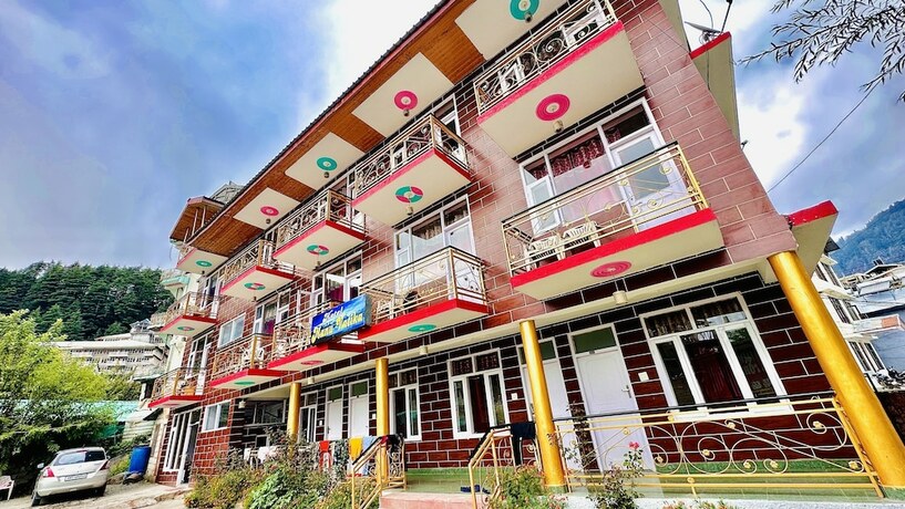 Imagen general del Hotel Manu Vatika Manali. Foto 9