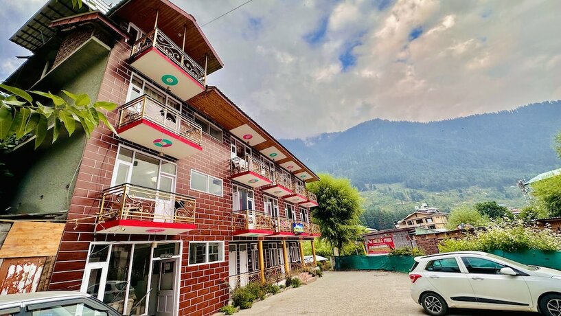 Imagen general del Hotel Manu Vatika Manali. Foto 13