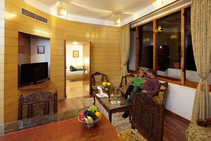 Imagen de la habitación del Hotel Manuallaya The Resort Spa In The Himalayas. Foto 11