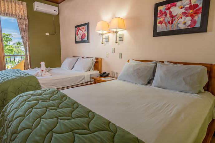 Imagen de la habitación del Hotel Manuel Antonio. Foto 11