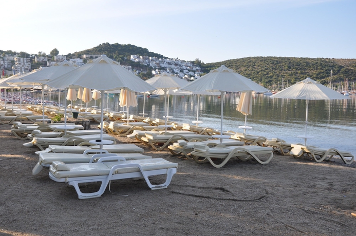 Imagen de los exteriores del Hotel Manuela, Bodrum. Foto 12