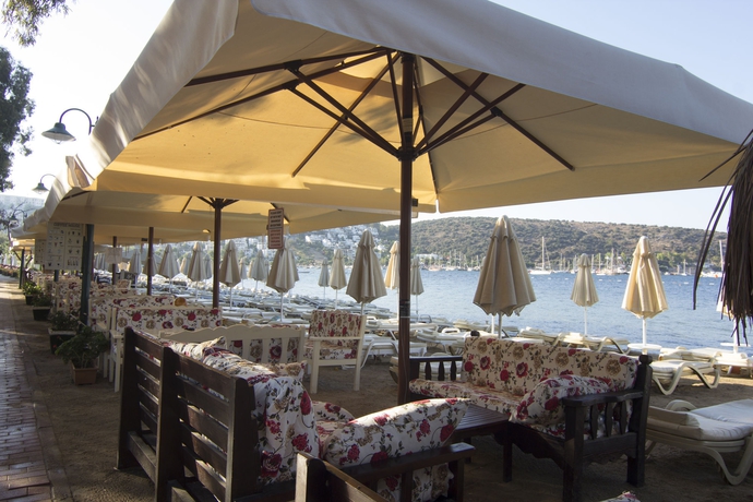 Imagen de los exteriores del Hotel Manuela, Bodrum. Foto 13