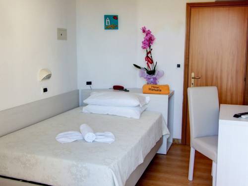 Imagen de la habitación del Hotel Manuela, Cervia. Foto 8