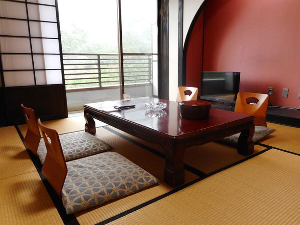 Imagen de la habitación del Hotel Manyoutei. Foto 3