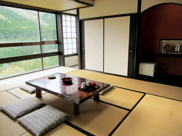 Imagen de la habitación del Hotel Manyoutei. Foto 7