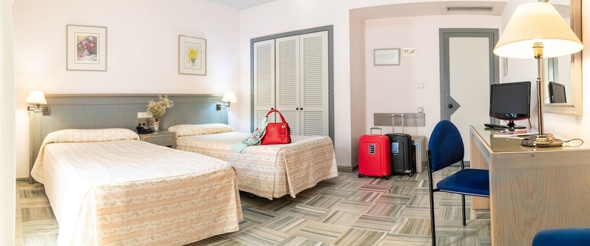 Imagen de la habitación del Hotel Manzanil Area. Foto 14