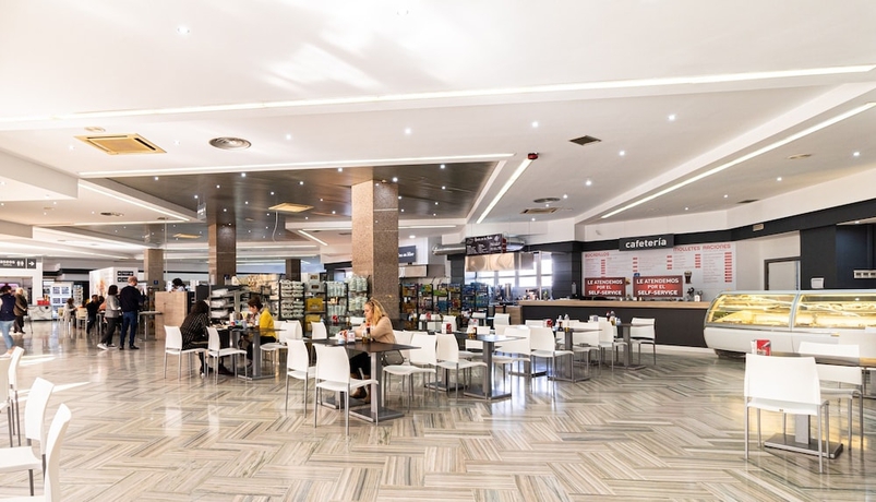 Imagen del bar/restaurante del Hotel Manzanil Area. Foto 3