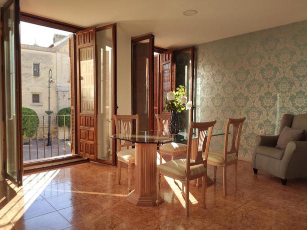 Imagen de los interiores del Hotel Manzanito. Foto 13