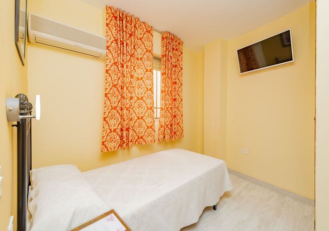 Imagen de la habitación del Hotel Manzanito. Foto 9