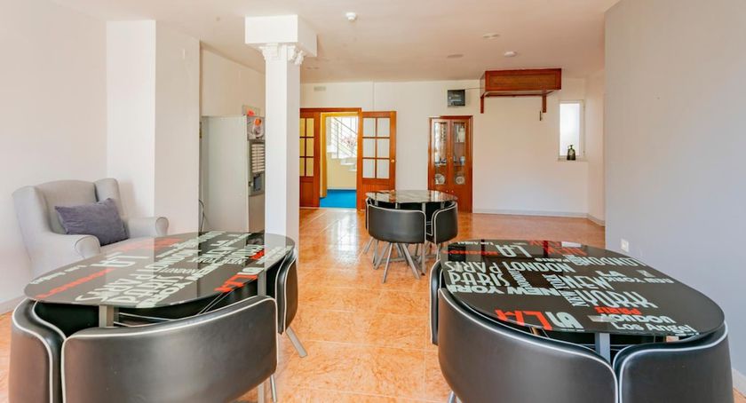 Imagen de los interiores del Hotel Manzanito. Foto 15