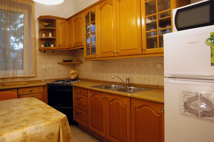 Imagen de la habitación del Hotel Manzard Panzio. Foto 2