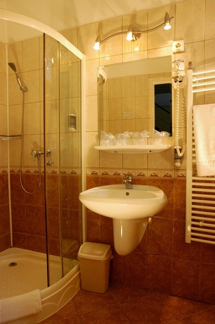 Imagen de la habitación del Hotel Manzard Panzio. Foto 6