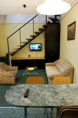 Imagen de los interiores del Hotel Manzard Panzio. Foto 14