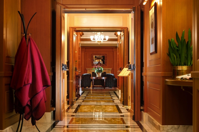 Imagen de los interiores del Hotel Manzoni, Milán. Foto 12