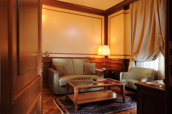 Imagen de los interiores del Hotel Manzoni, Milán. Foto 13