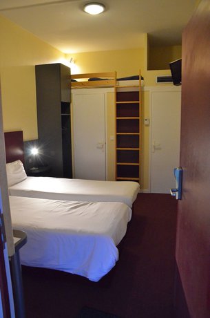 Imagen de la habitación del Hotel Mape. Foto 3