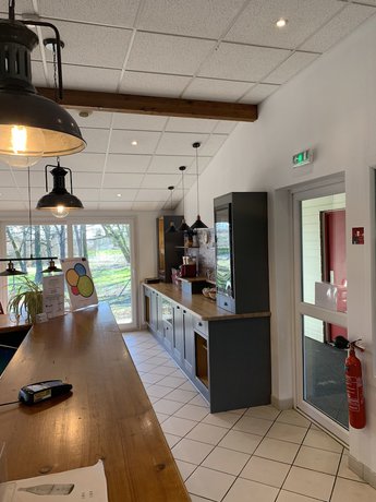 Imagen de los interiores del Hotel Mape. Foto 18