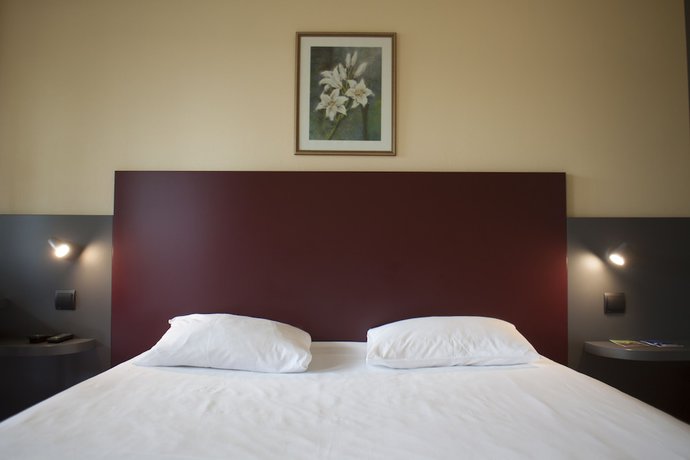 Imagen de la habitación del Hotel Mape. Foto 12